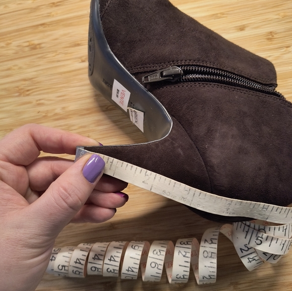 Oxford brown Naturalizer boots - Picture 4 of 4